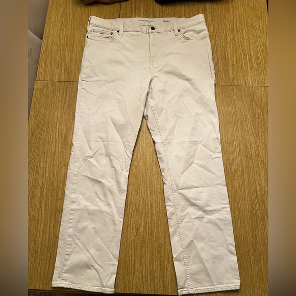 Banana Republic Other - Banana Republic Traveler Pant Size 38W x 32L Great Condition